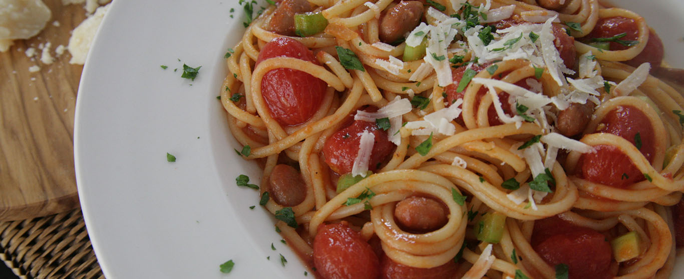 Spaghetti with Datterini Tomatoes and Borlotti Beans