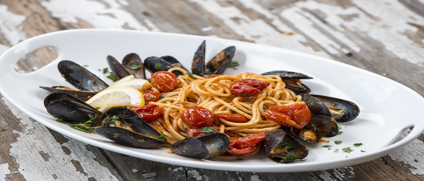 Spaghetti alle Cozze (Spaghetti with Mussels)