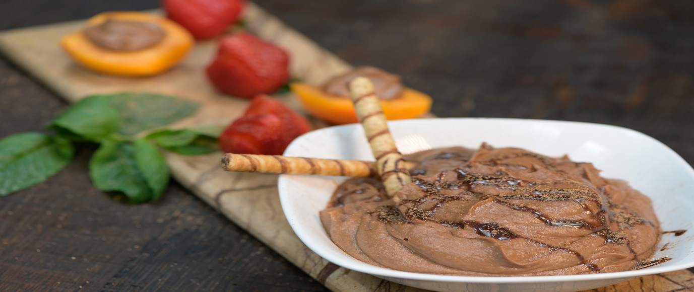 15 Second Dark Chocolate Dessert Hummus